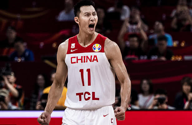 易建联成为首位登上NBA全明星周末舞台的中国球员